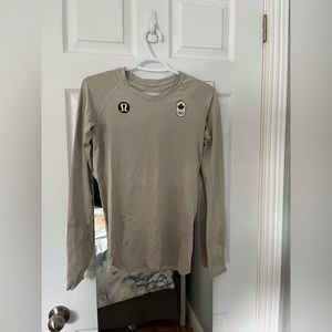 Lululemon Team Canada Swiftly Tech Long Sleeve, Natural Ivory, Size 6